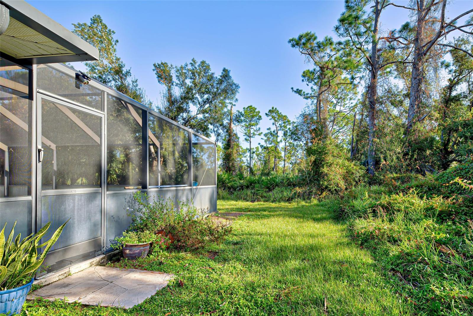 Image 6 of 72 For 5644 Cissus Avenue