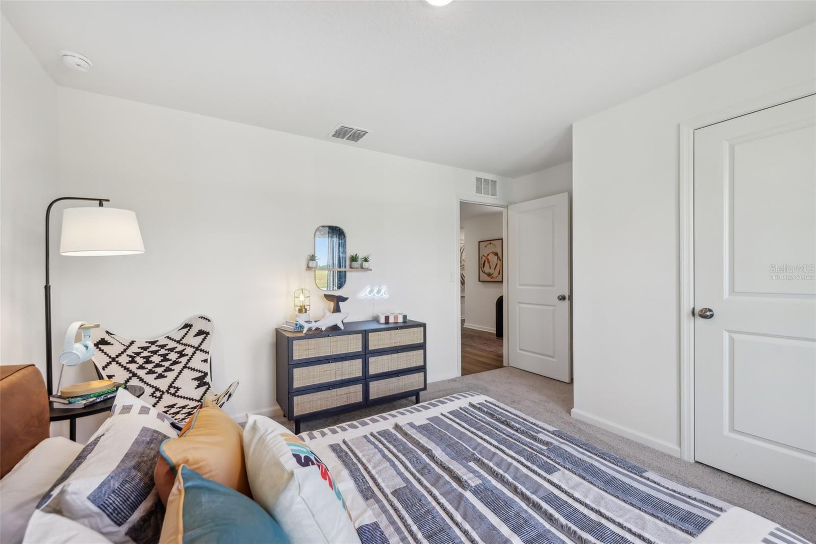 Image 17 of 32 For 16307 Alcira Circle