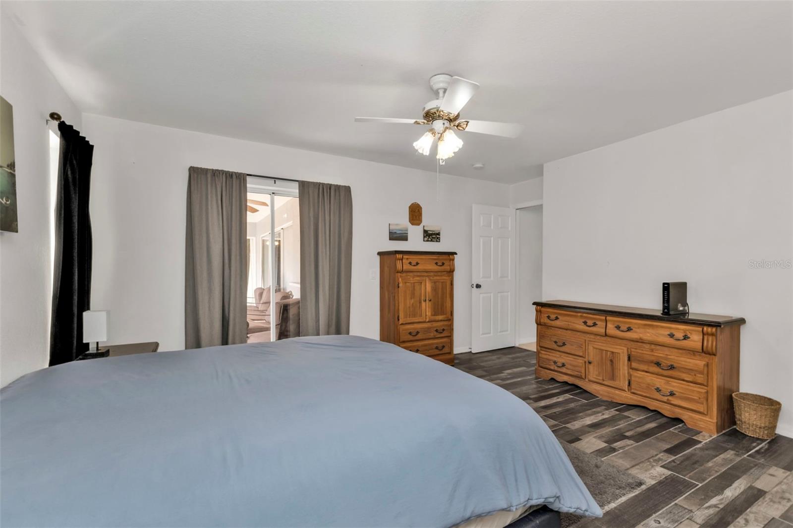 Image 19 of 39 For 13497 Chancellor Boulevard