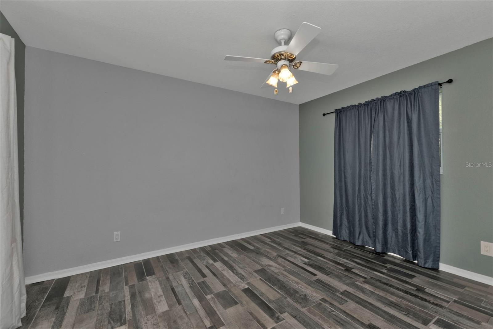 Image 26 of 39 For 13497 Chancellor Boulevard