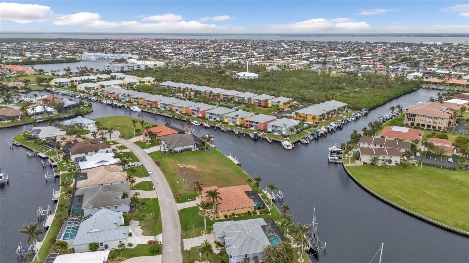 Image 88 of 92 For 3322 Sandpiper Drive