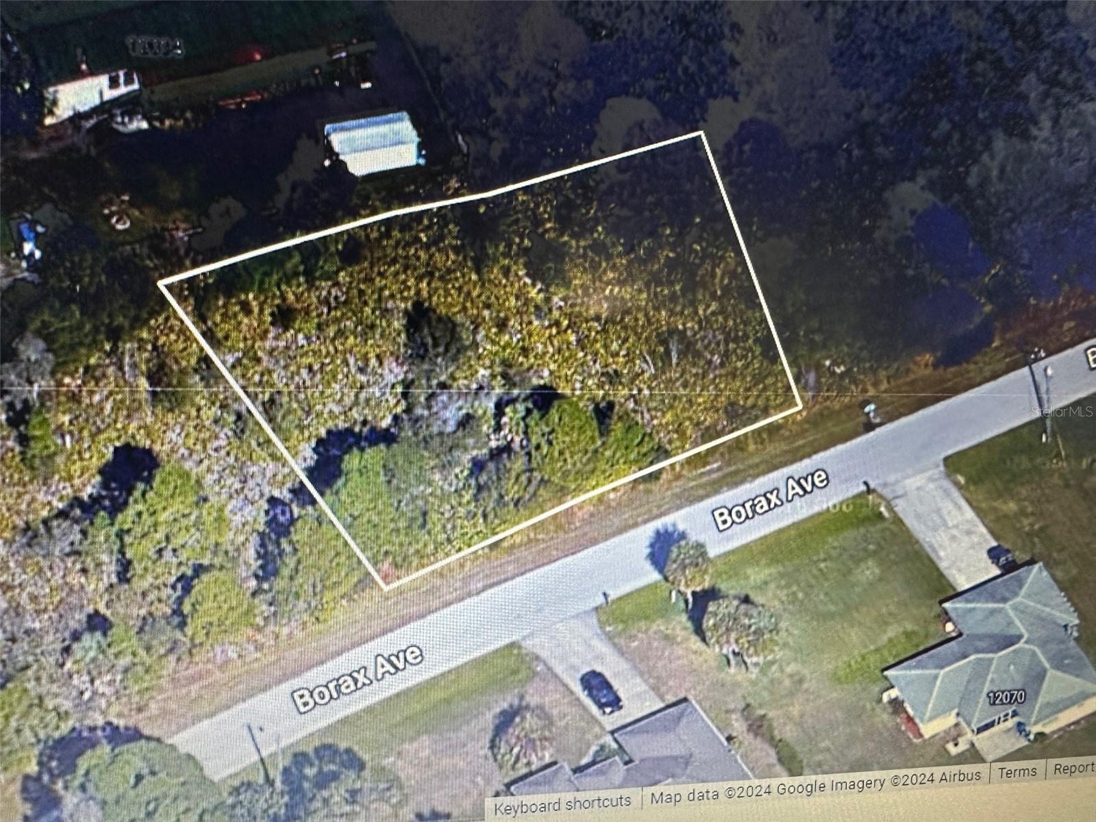 Image 3 of 6 For 12069 & 12073 Borax Avenue