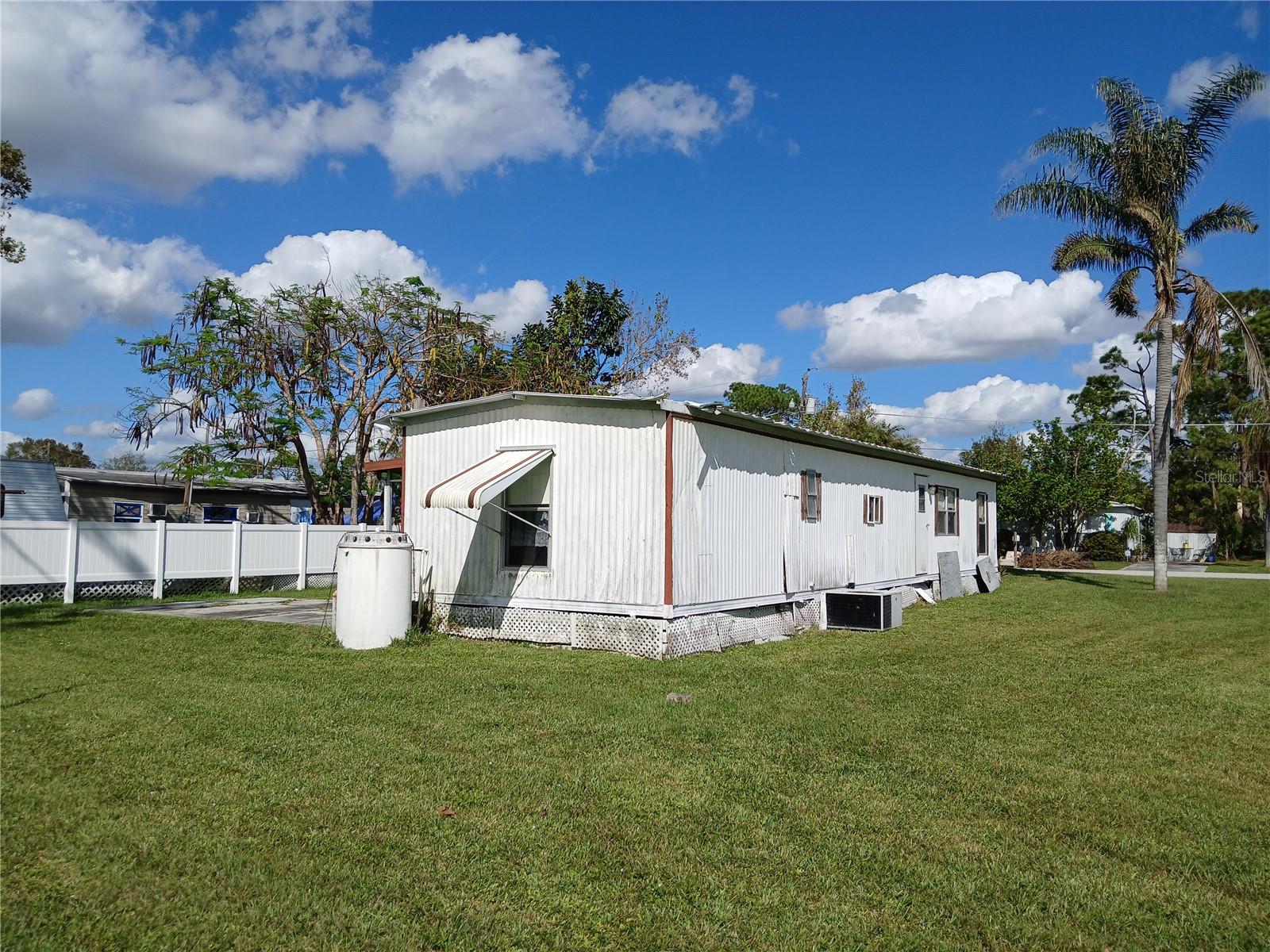 Image 2 of 22 For 11265 Pineapple Road
