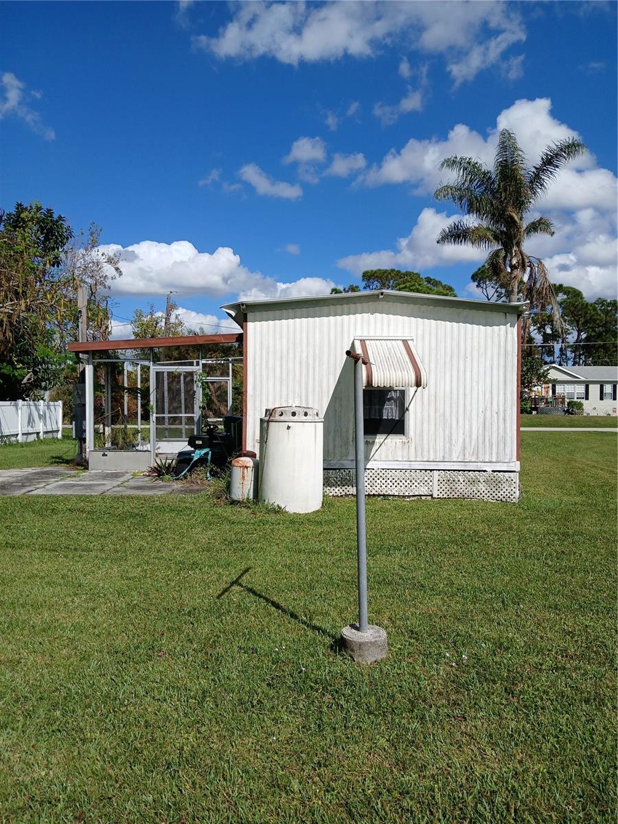 Image 3 of 22 For 11265 Pineapple Road