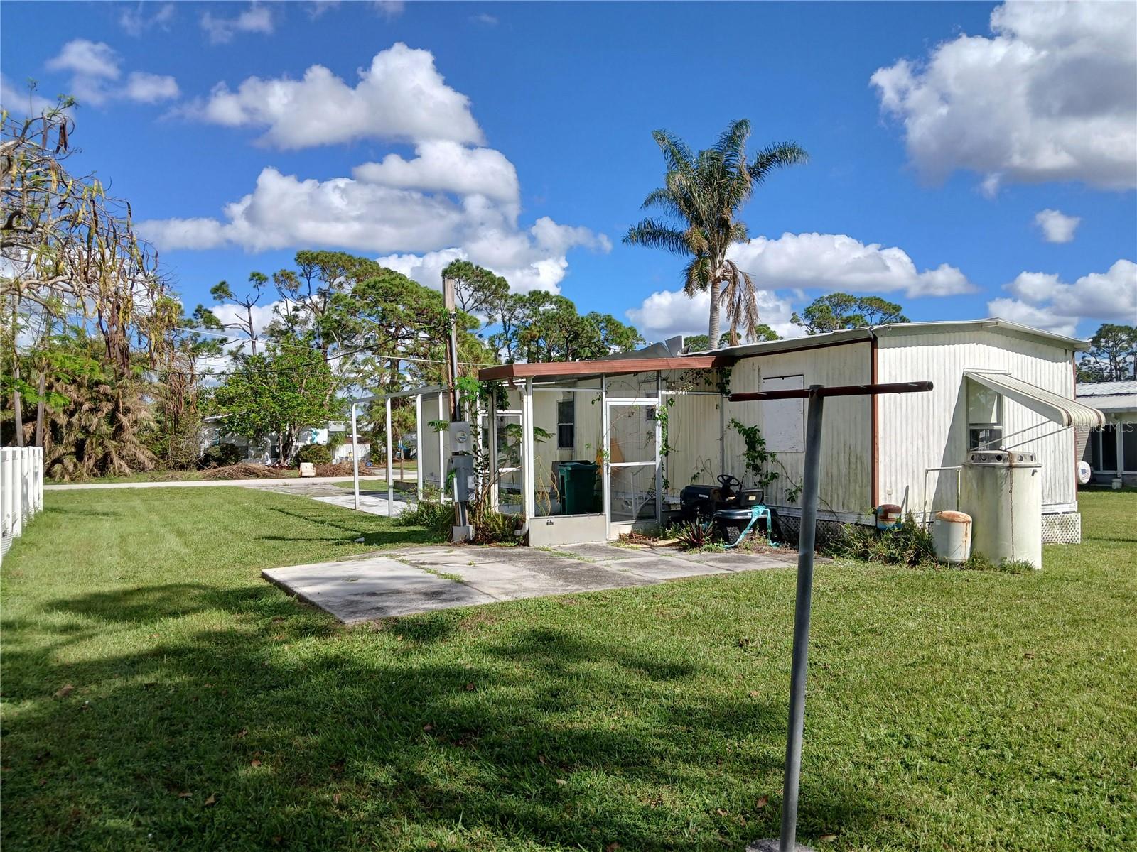 Image 8 of 22 For 11265 Pineapple Road
