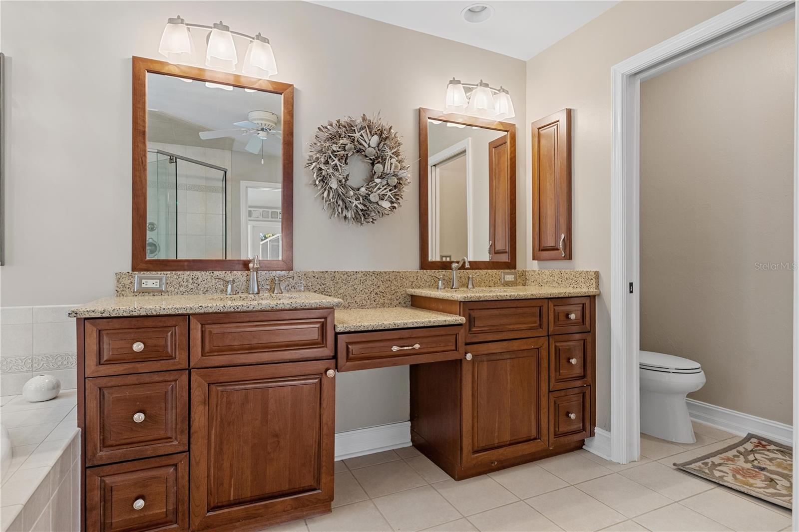 Image 21 of 50 For 12510 Coconut Creek Court