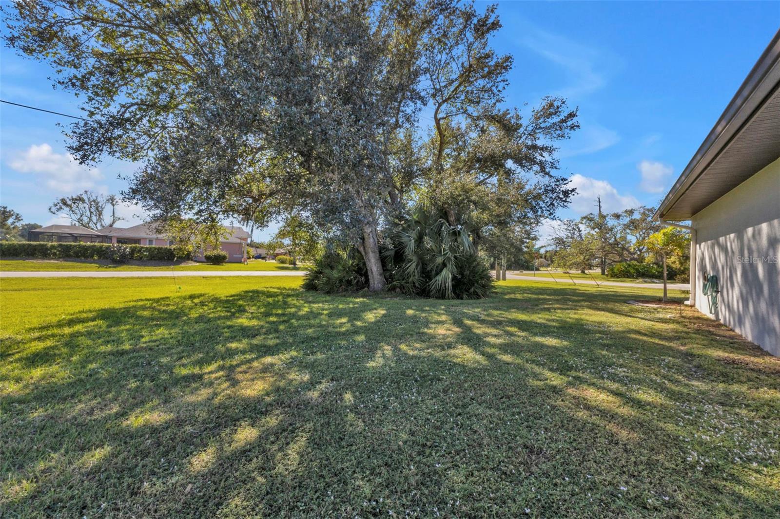 Image 50 of 57 For 182 Santarem Circle