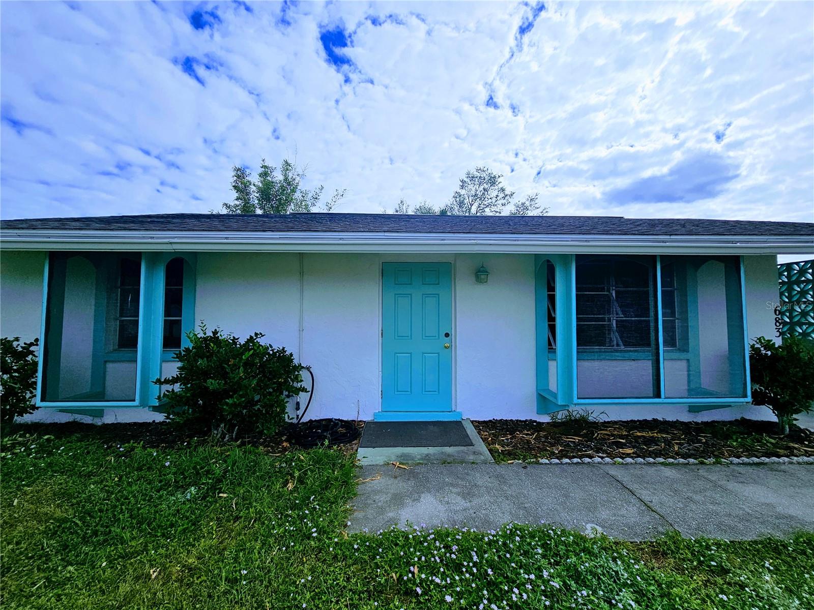 Image 2 of 16 For 683 Tarpon Boulevard Nw