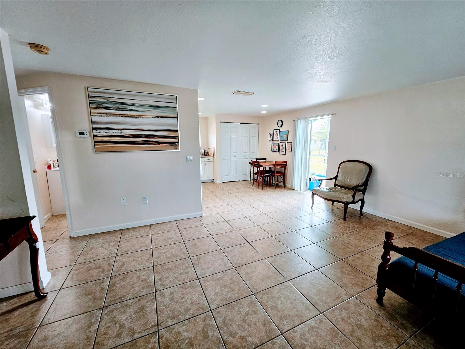 Image 6 of 16 For 683 Tarpon Boulevard Nw