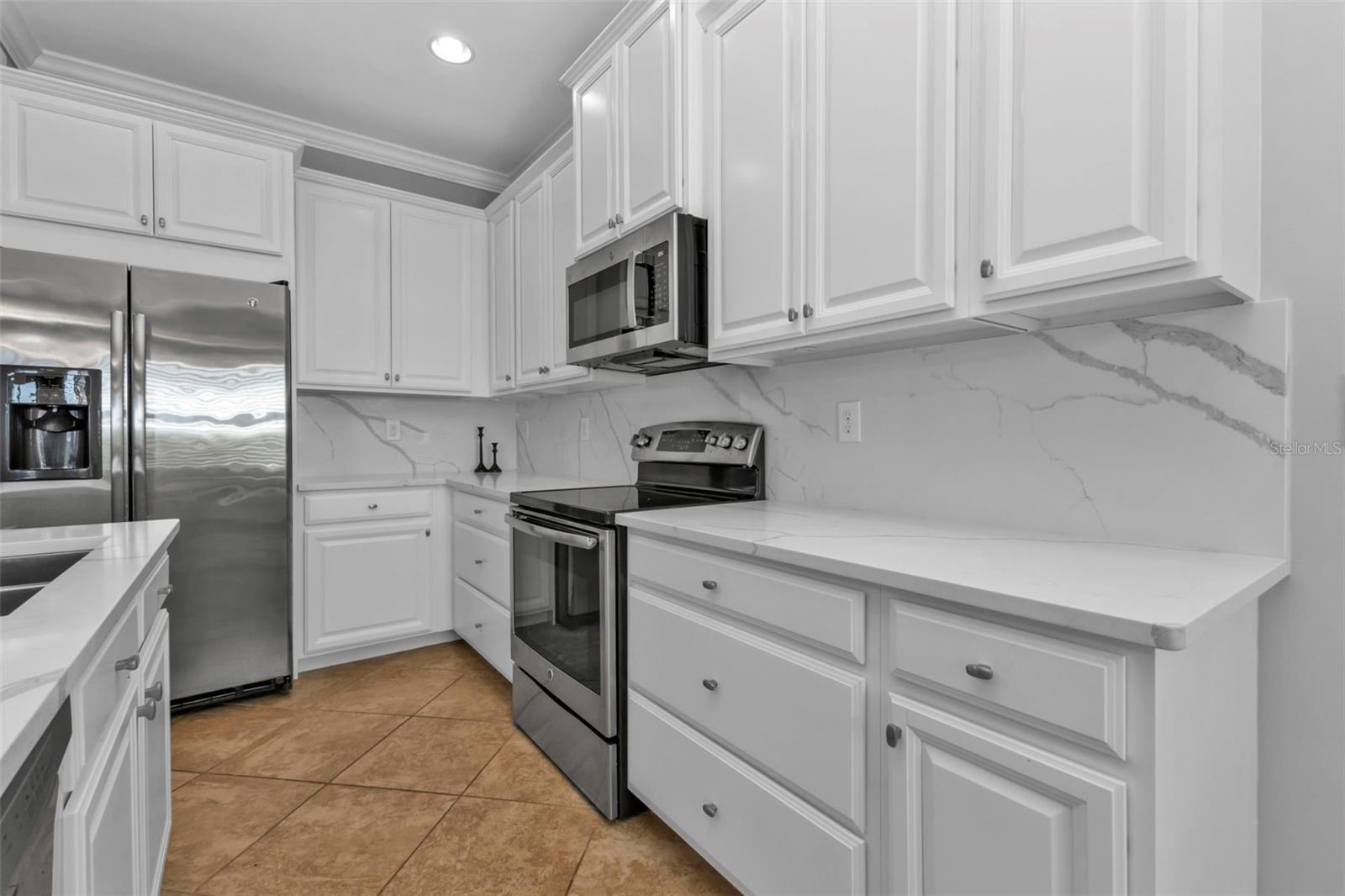 Image 14 of 68 For 8533 Peregrine Way