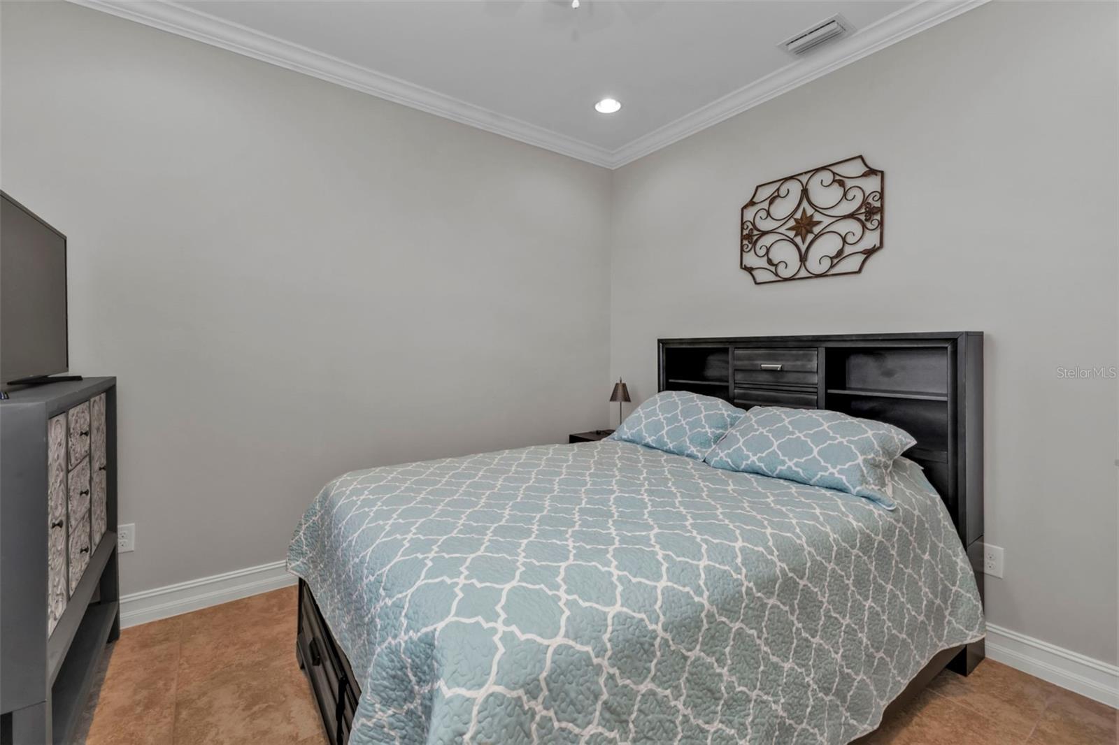 Image 26 of 68 For 8533 Peregrine Way