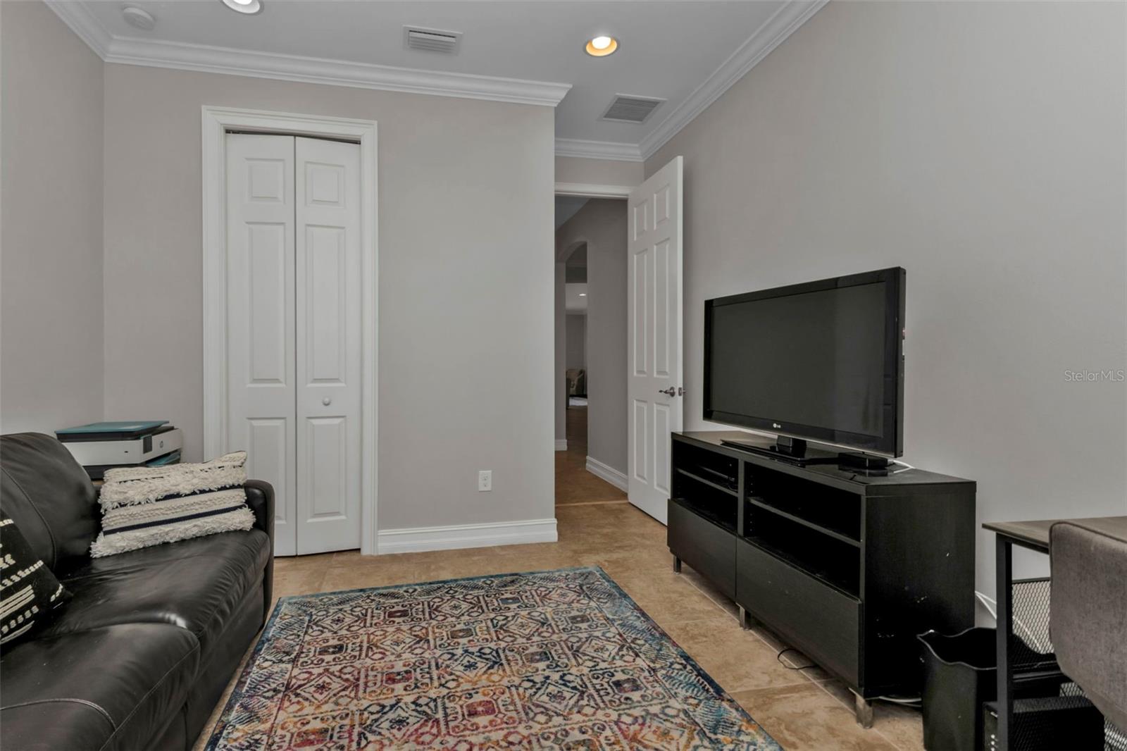 Image 31 of 68 For 8533 Peregrine Way