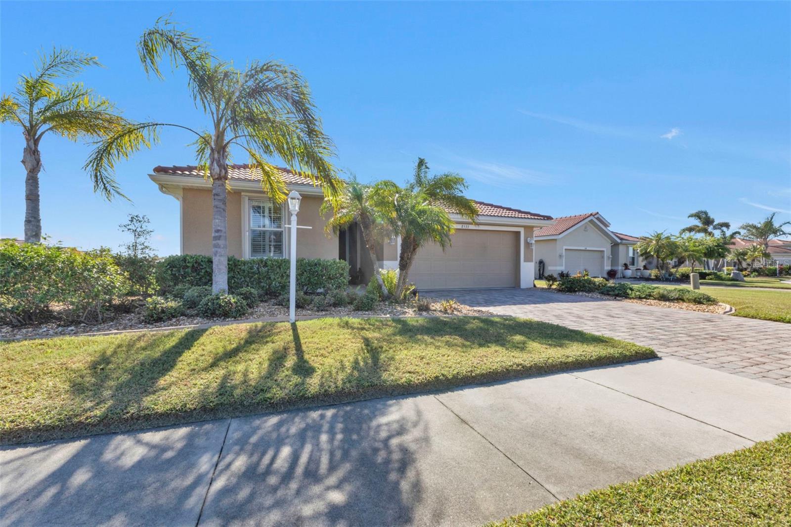 Image 4 of 68 For 8533 Peregrine Way