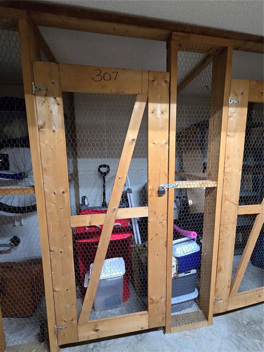 Image 40 of 40 For 21260 Brinson Avenue 307