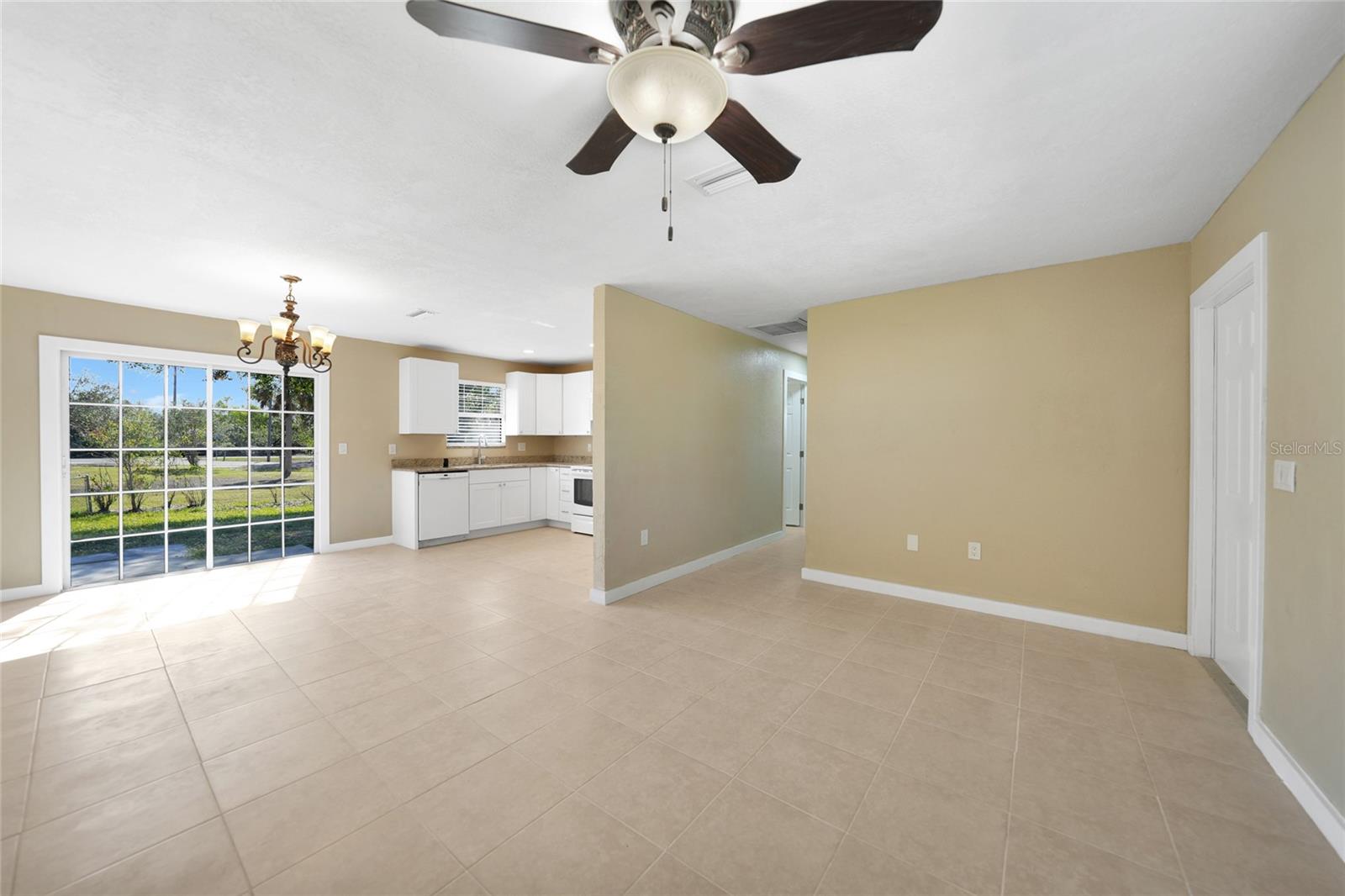 Image 2 of 21 For 511 Corto Andra Street