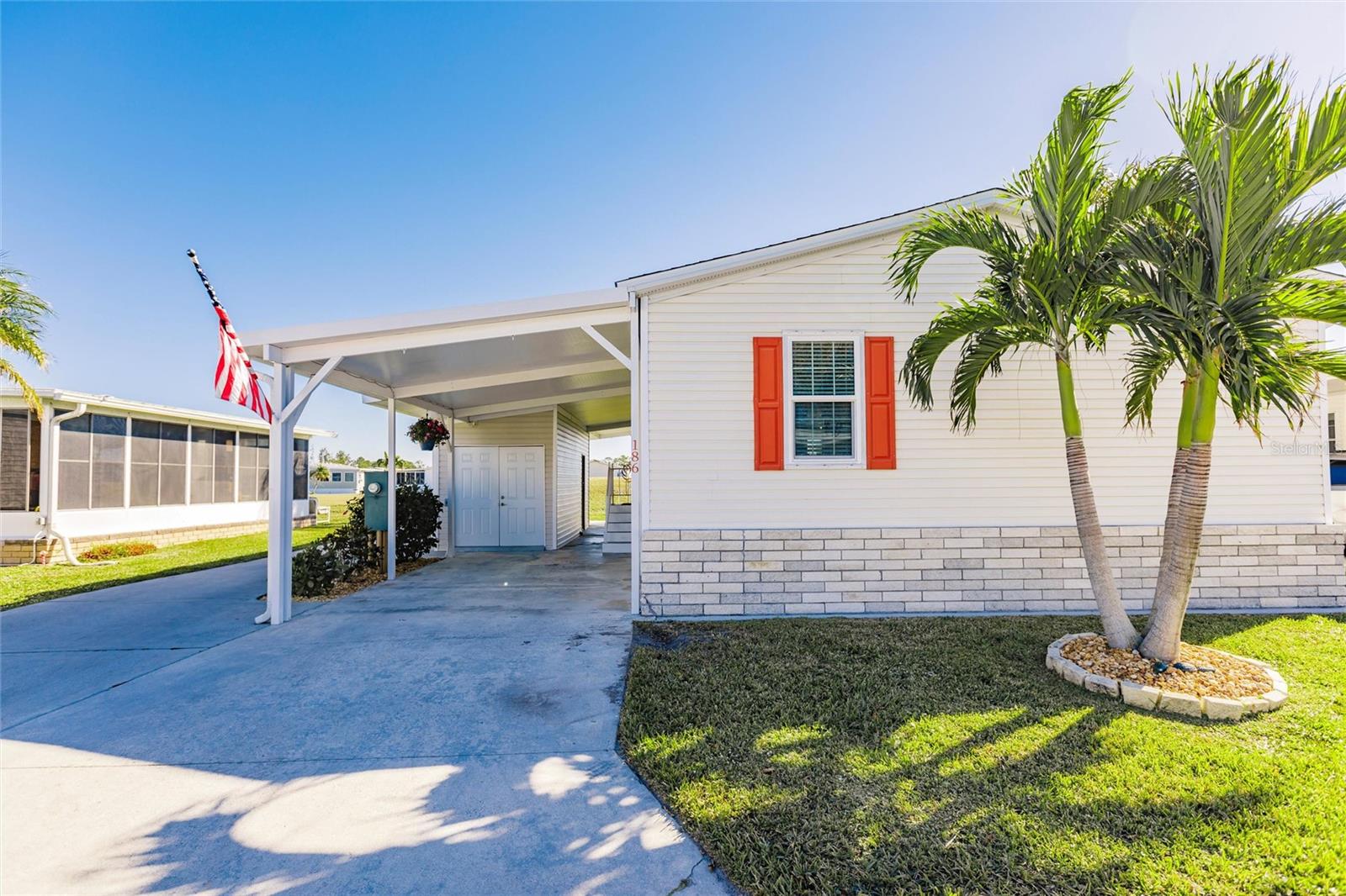 Details for 186 Manatee Loop, PUNTA GORDA, FL 33950