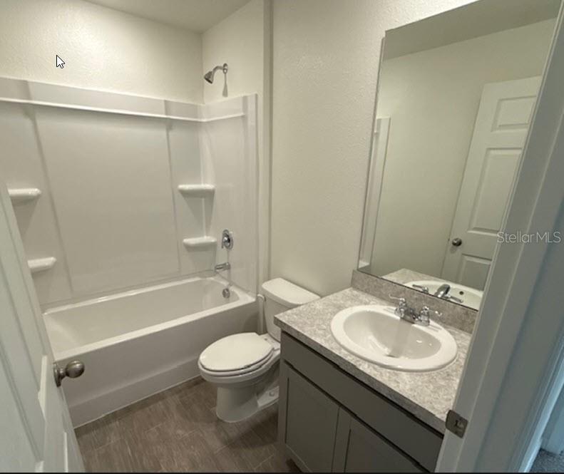 Image 4 of 8 For 25 Potomac Drive