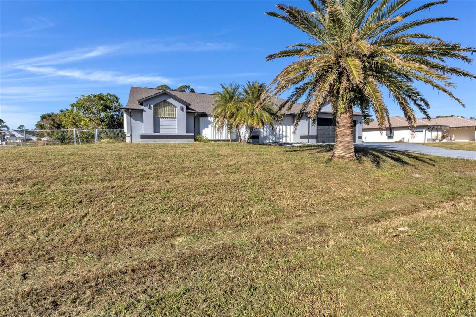 Image 51 of 52 For 2387 Tamarind Street
