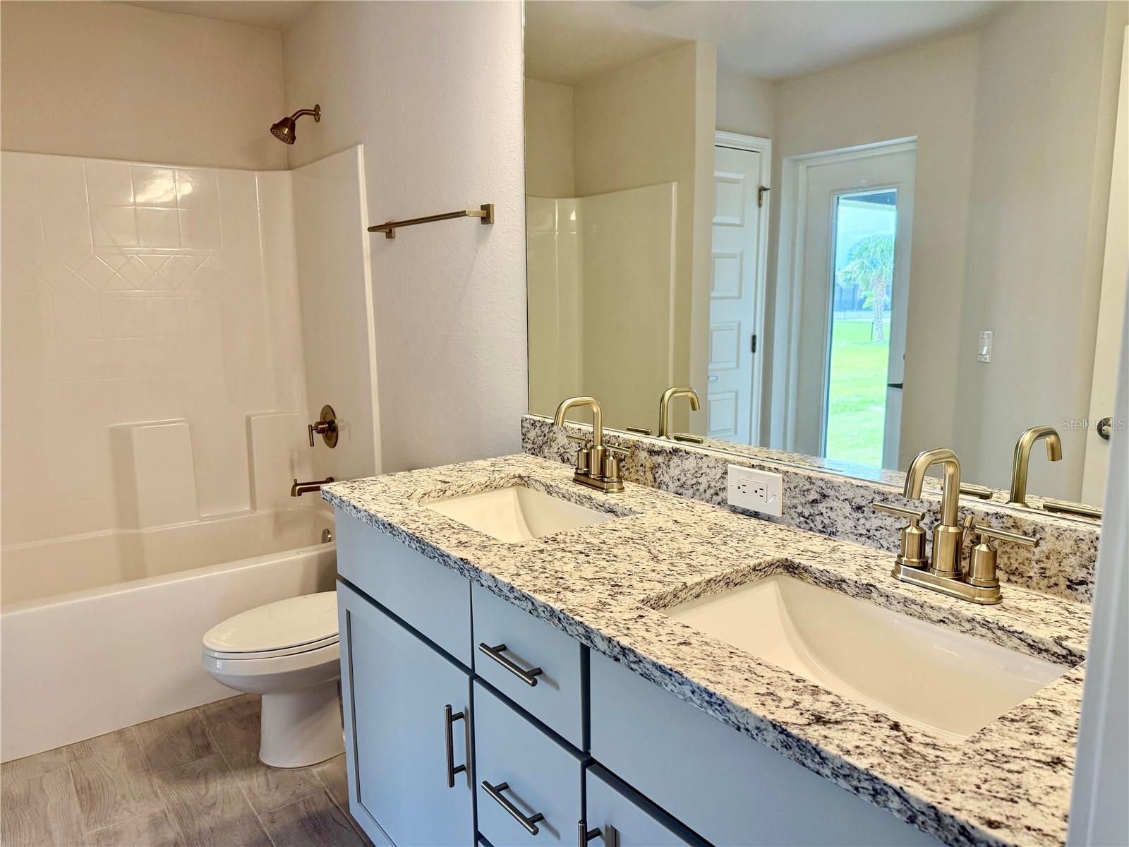 Image 15 of 18 For 233 Pine Valley Lane