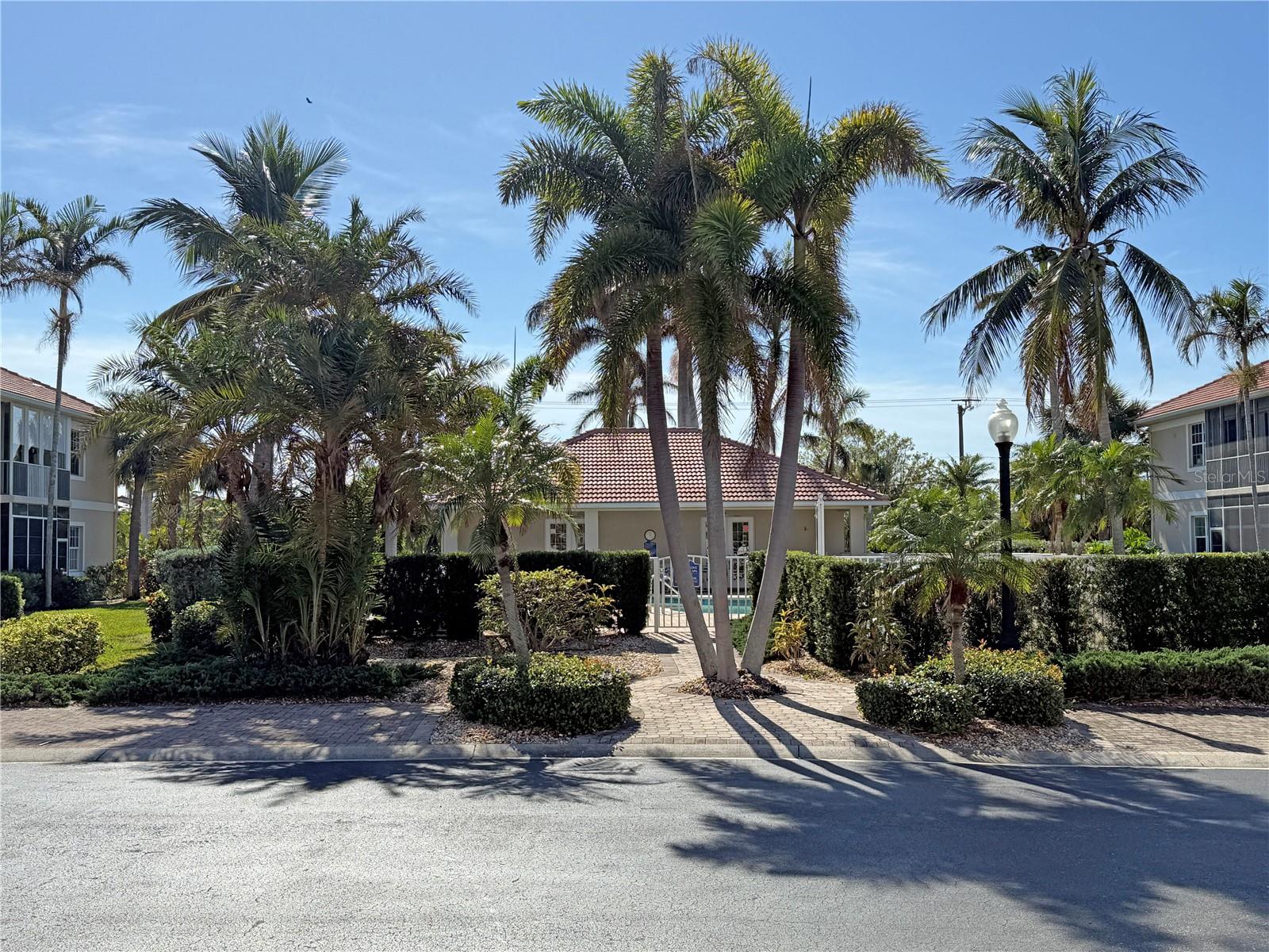 Image 54 of 64 For 2630 Tarpon Cove Drive 211