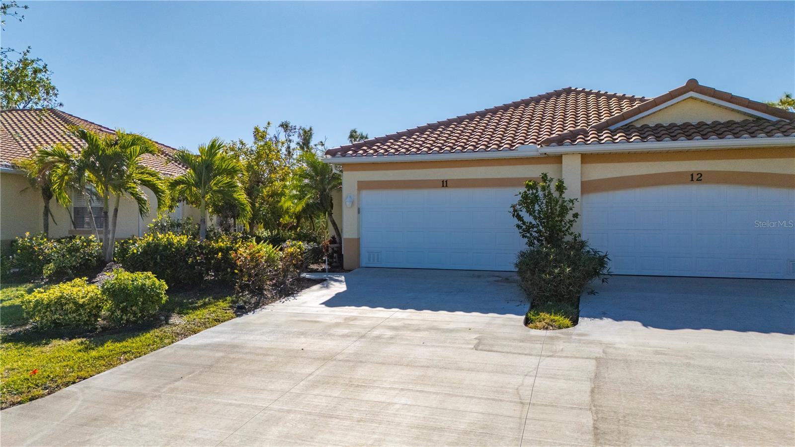Image 34 of 51 For 3181 Matecumbe Key Road 11