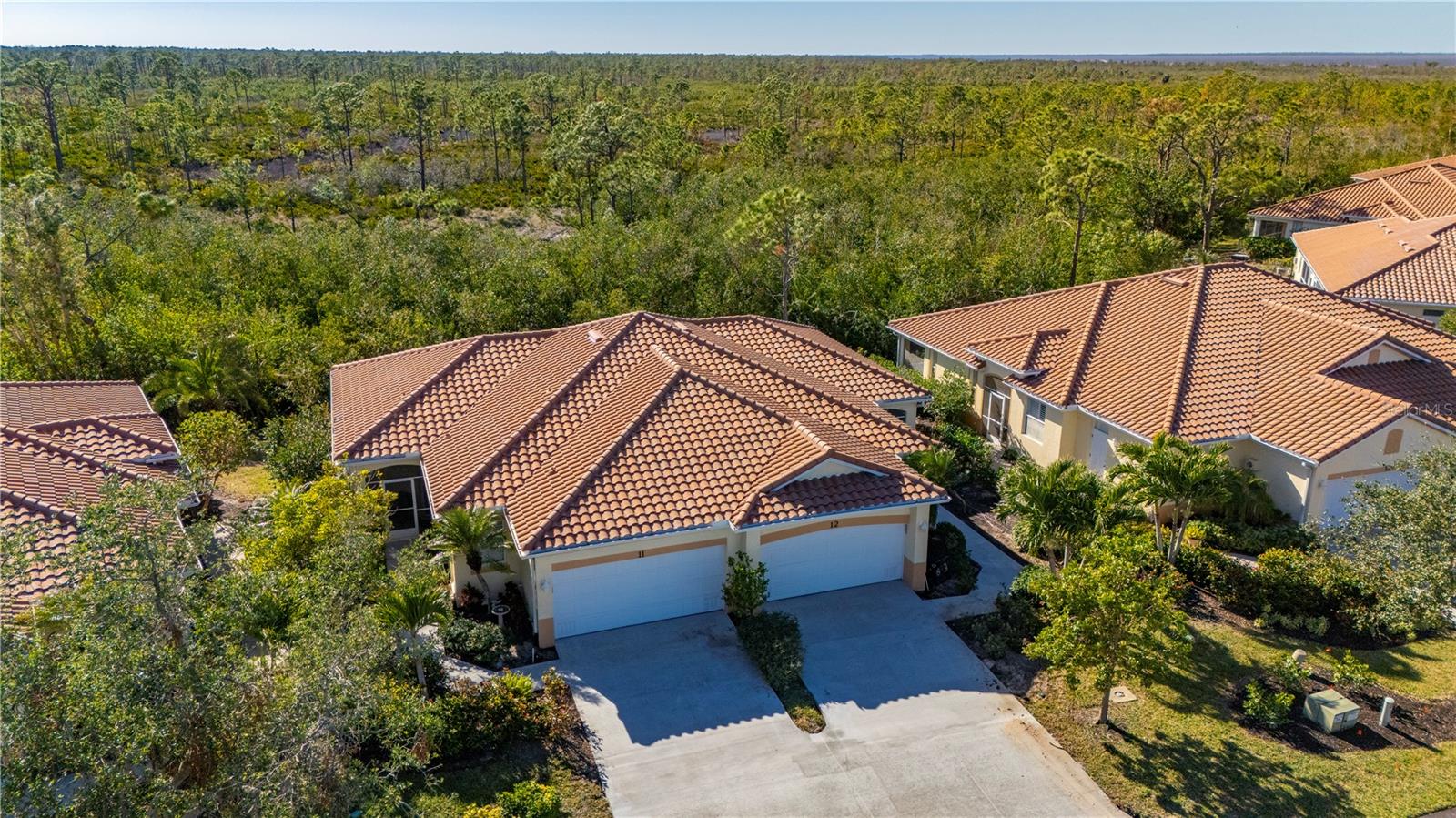 Image 37 of 51 For 3181 Matecumbe Key Road 11