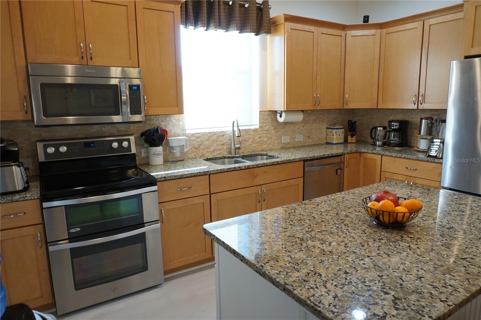Image 12 of 54 For 25115 Esmeralda Court