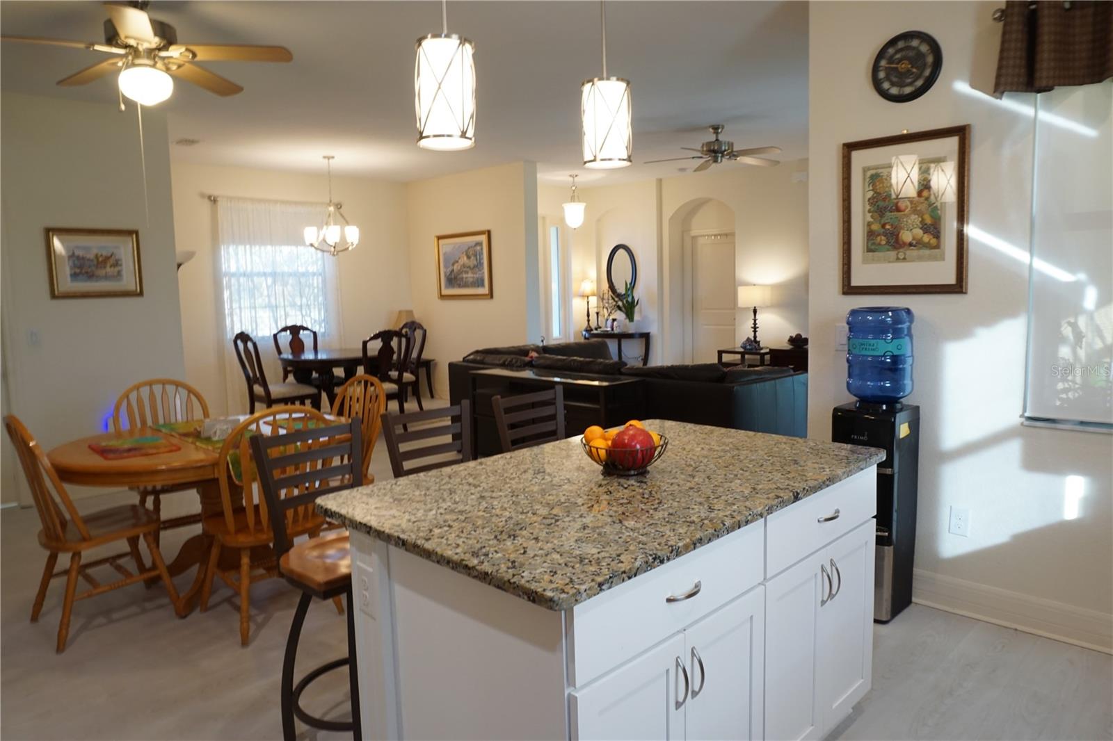 Image 13 of 54 For 25115 Esmeralda Court
