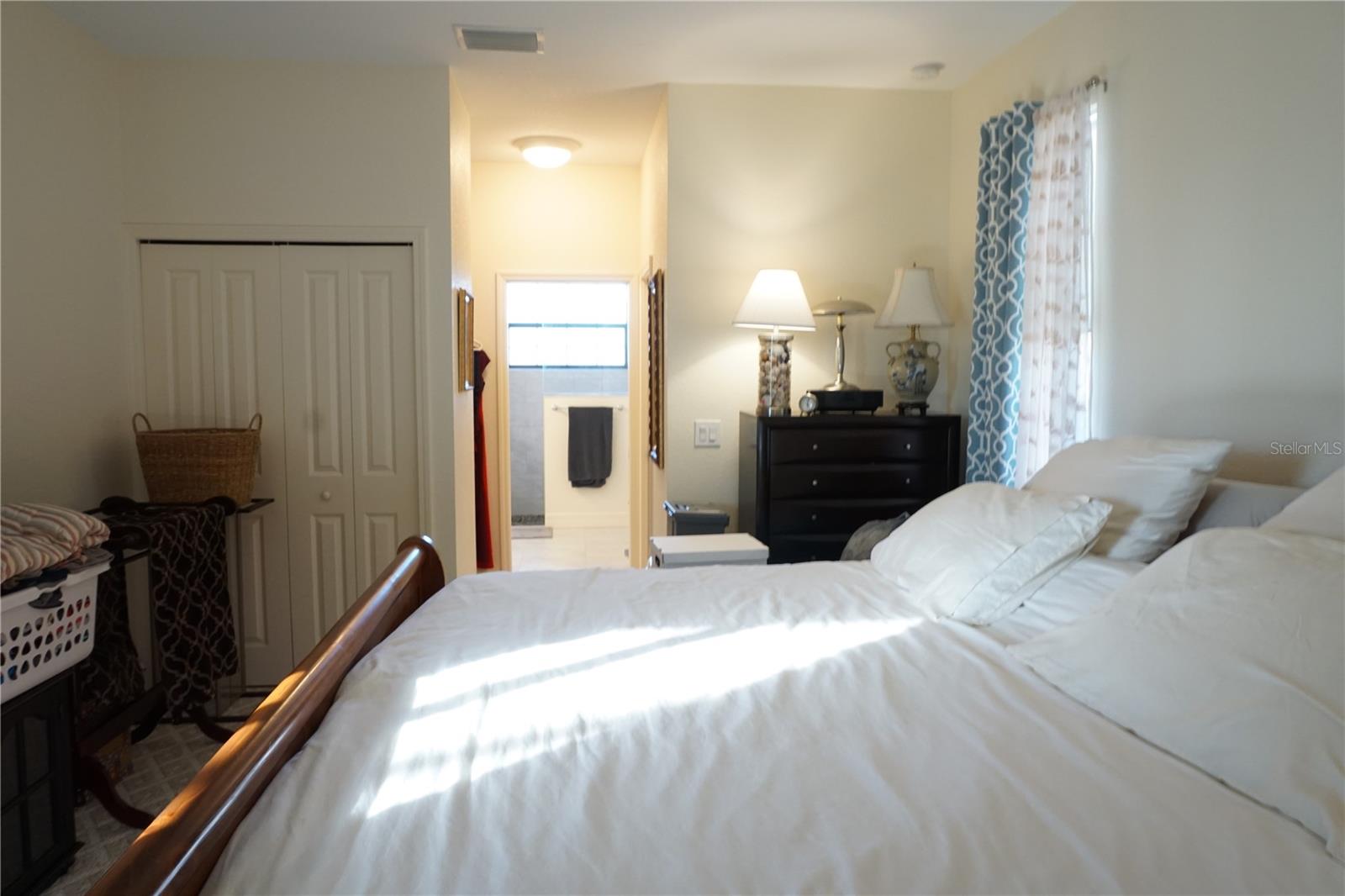 Image 20 of 54 For 25115 Esmeralda Court