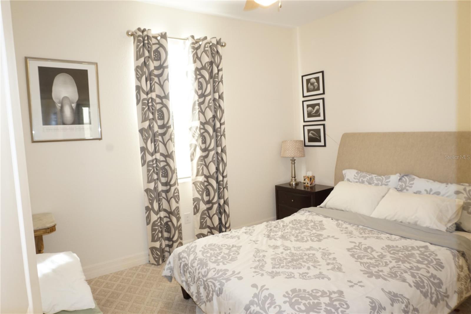 Image 28 of 54 For 25115 Esmeralda Court