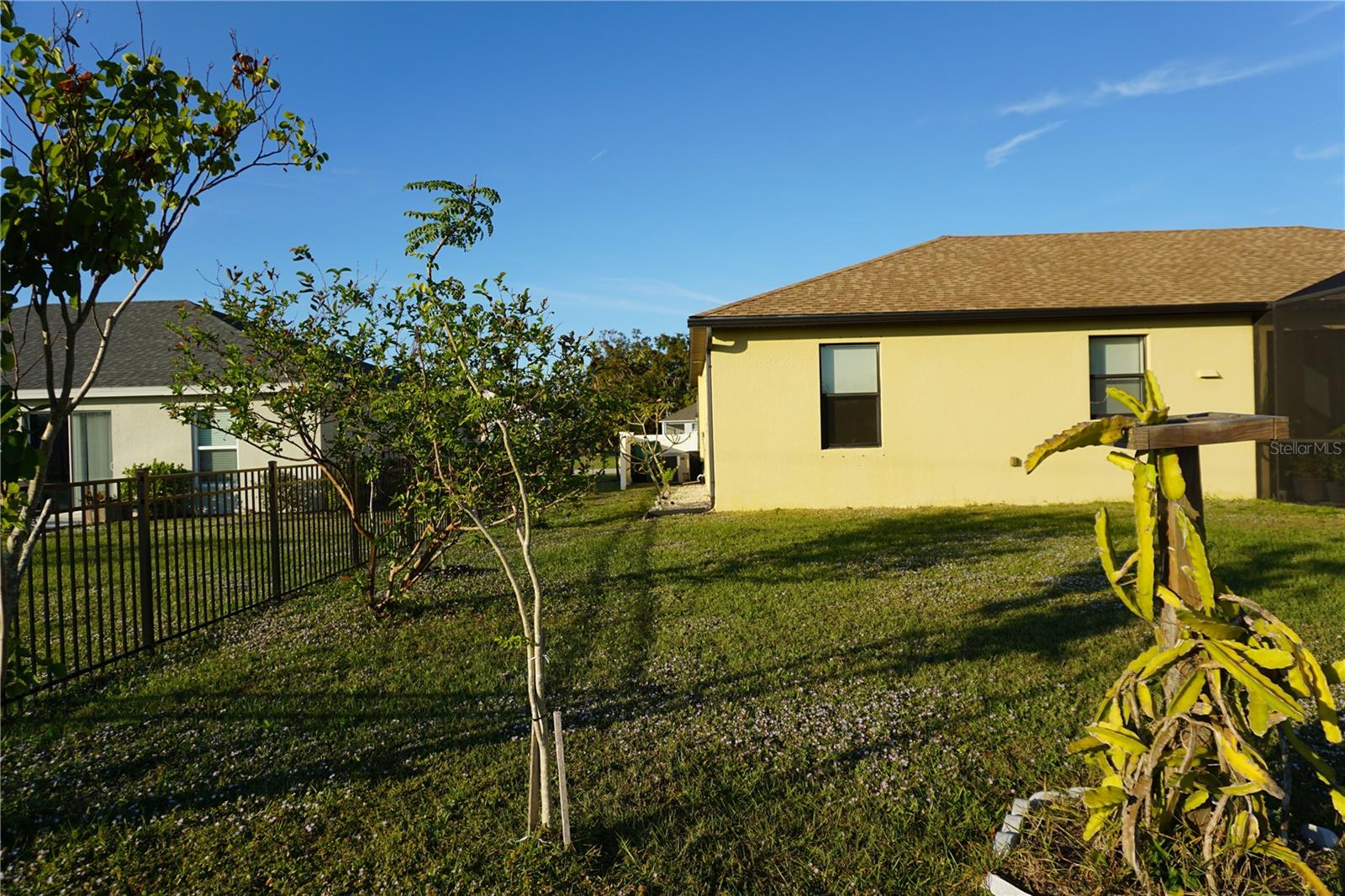 Image 38 of 54 For 25115 Esmeralda Court