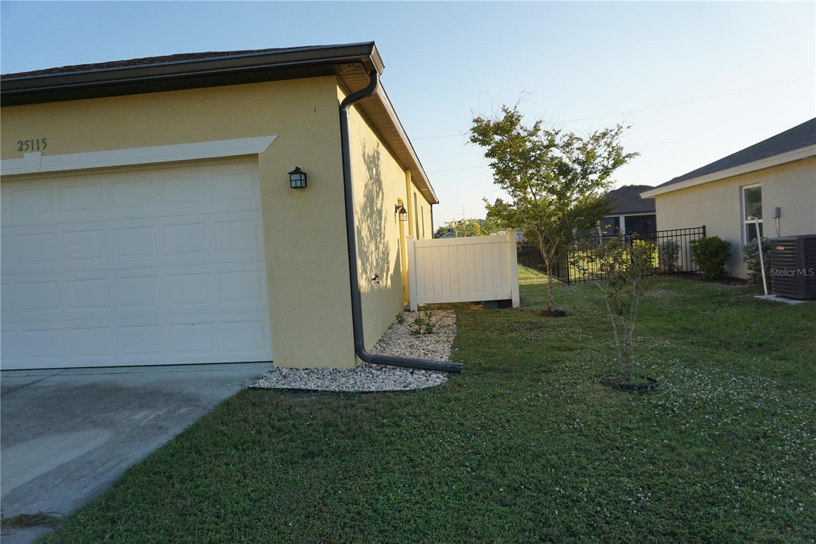 Image 42 of 54 For 25115 Esmeralda Court