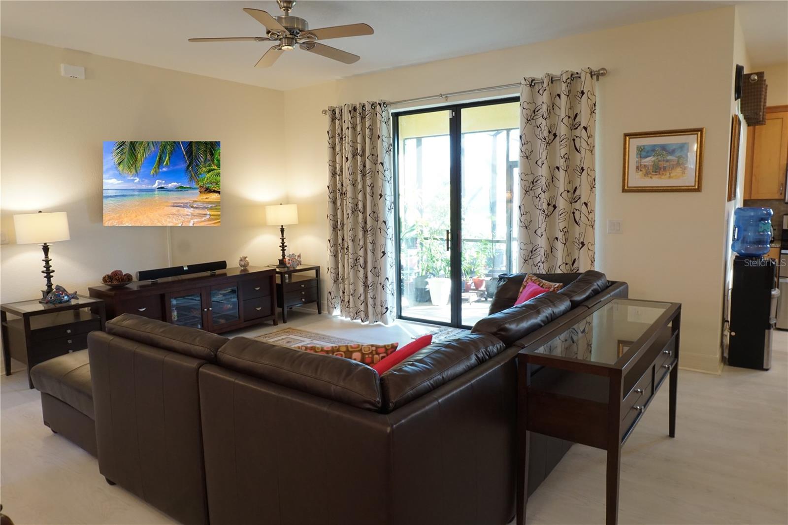 Image 8 of 54 For 25115 Esmeralda Court