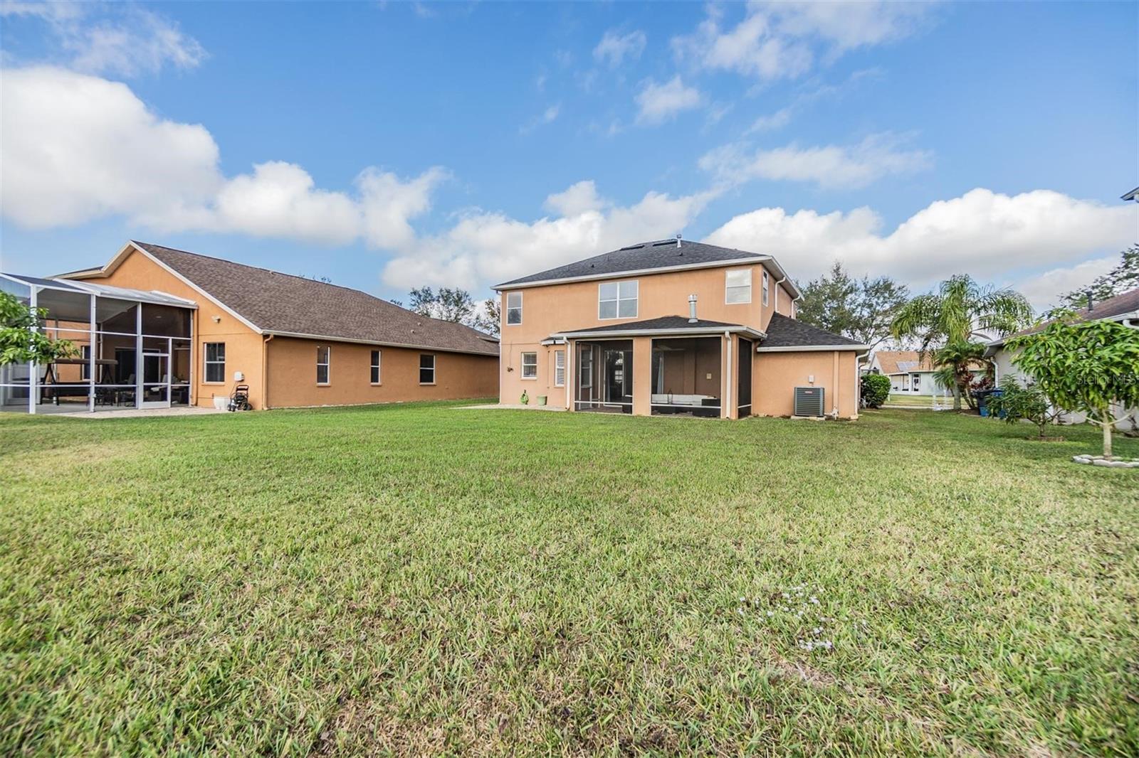 Listing photo id 35 for 10721 Banfield Drive