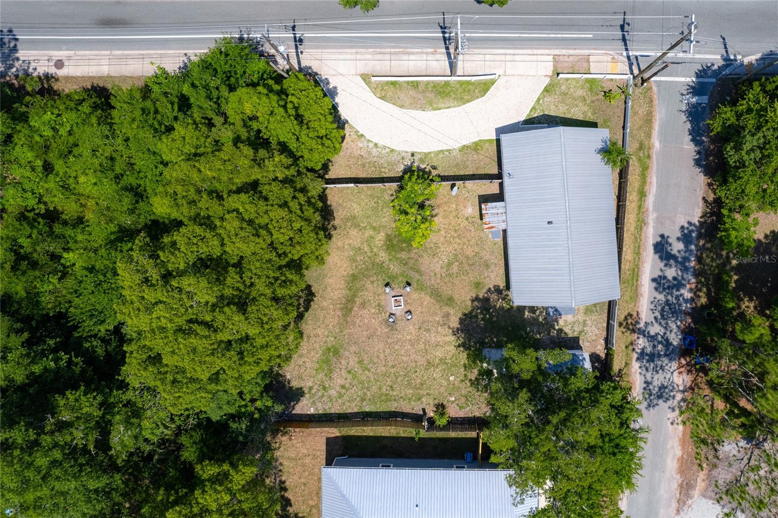 Image 41 of 49 For 925 Saint Johns Street