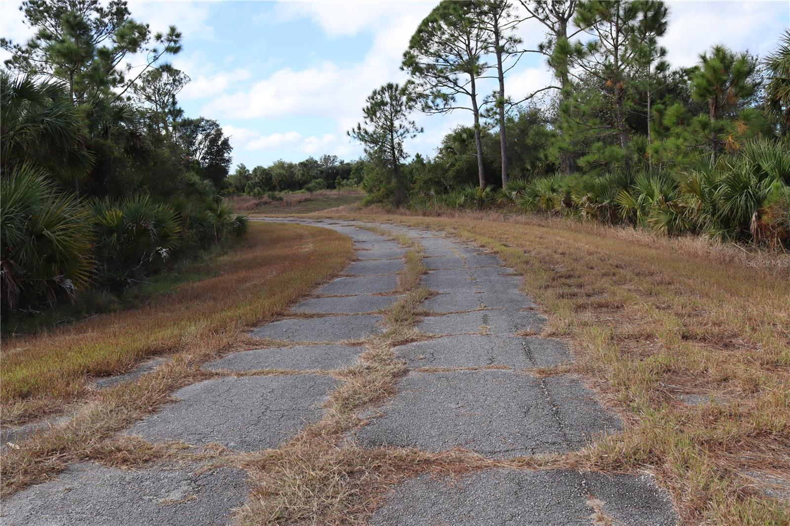 Image 8 of 11 For Patriot Circle