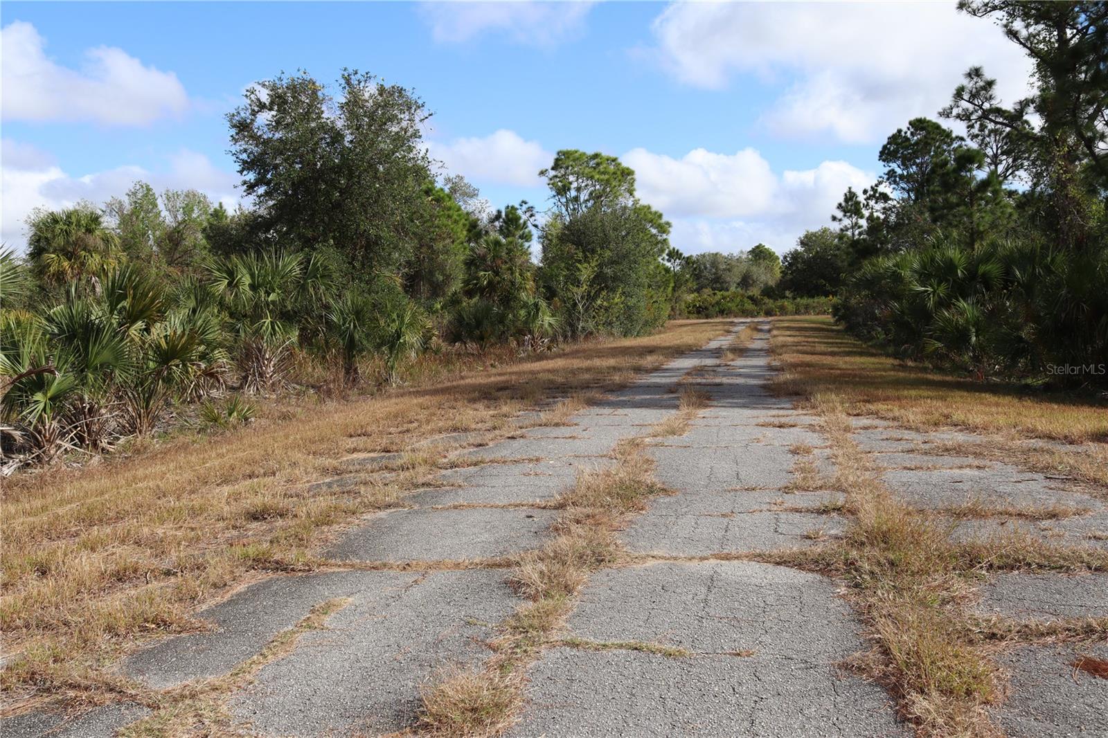 Image 9 of 11 For Patriot Circle