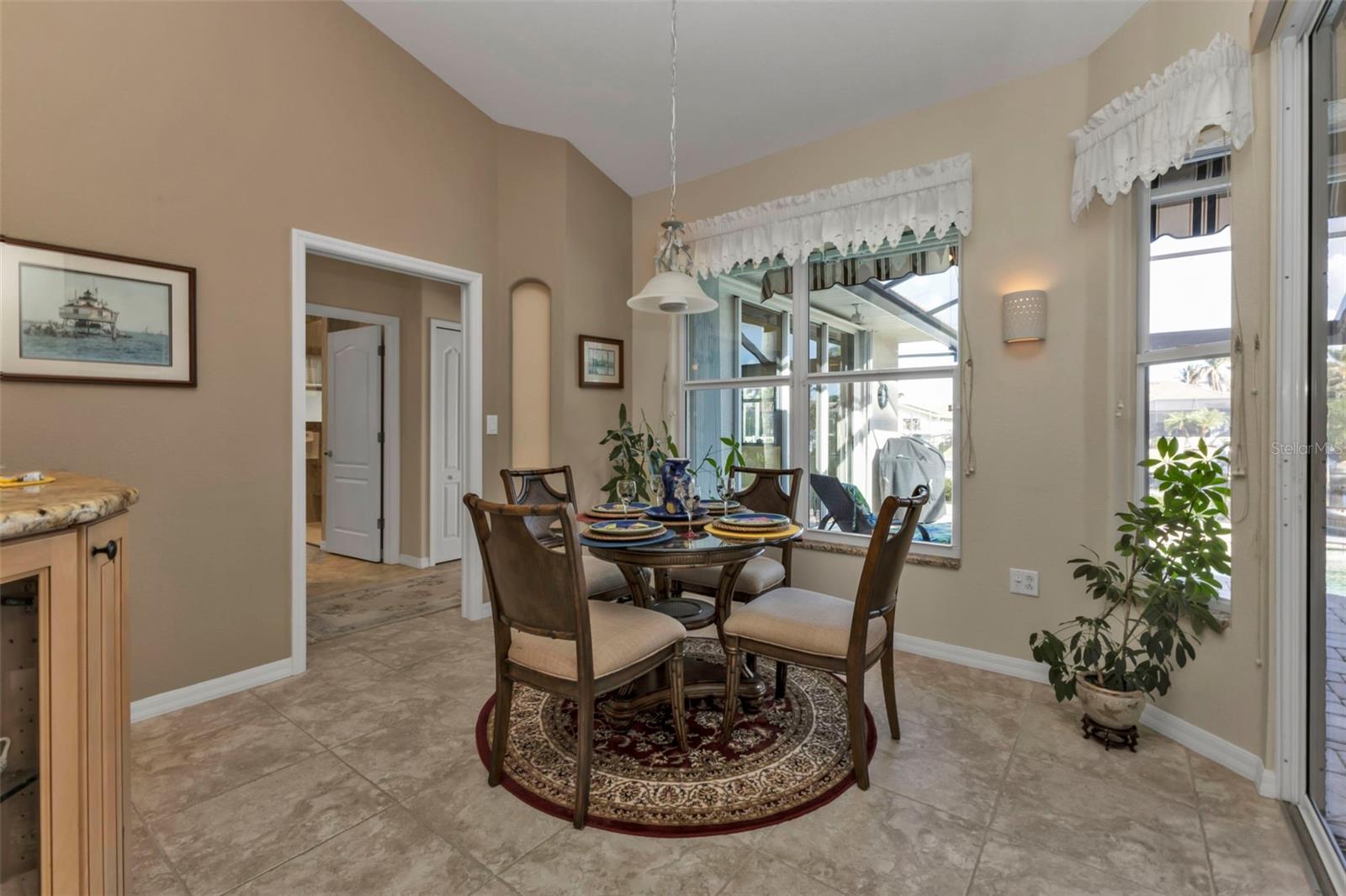 Image 13 of 41 For 3730 Whippoorwill Boulevard