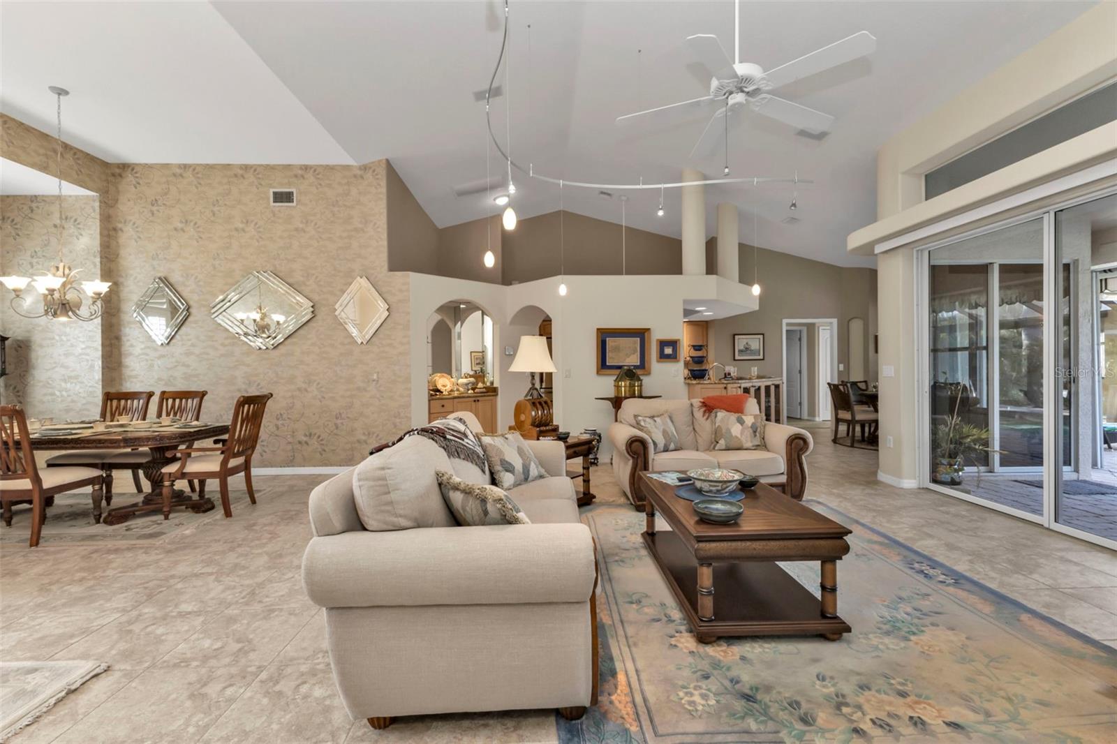 Image 6 of 41 For 3730 Whippoorwill Boulevard