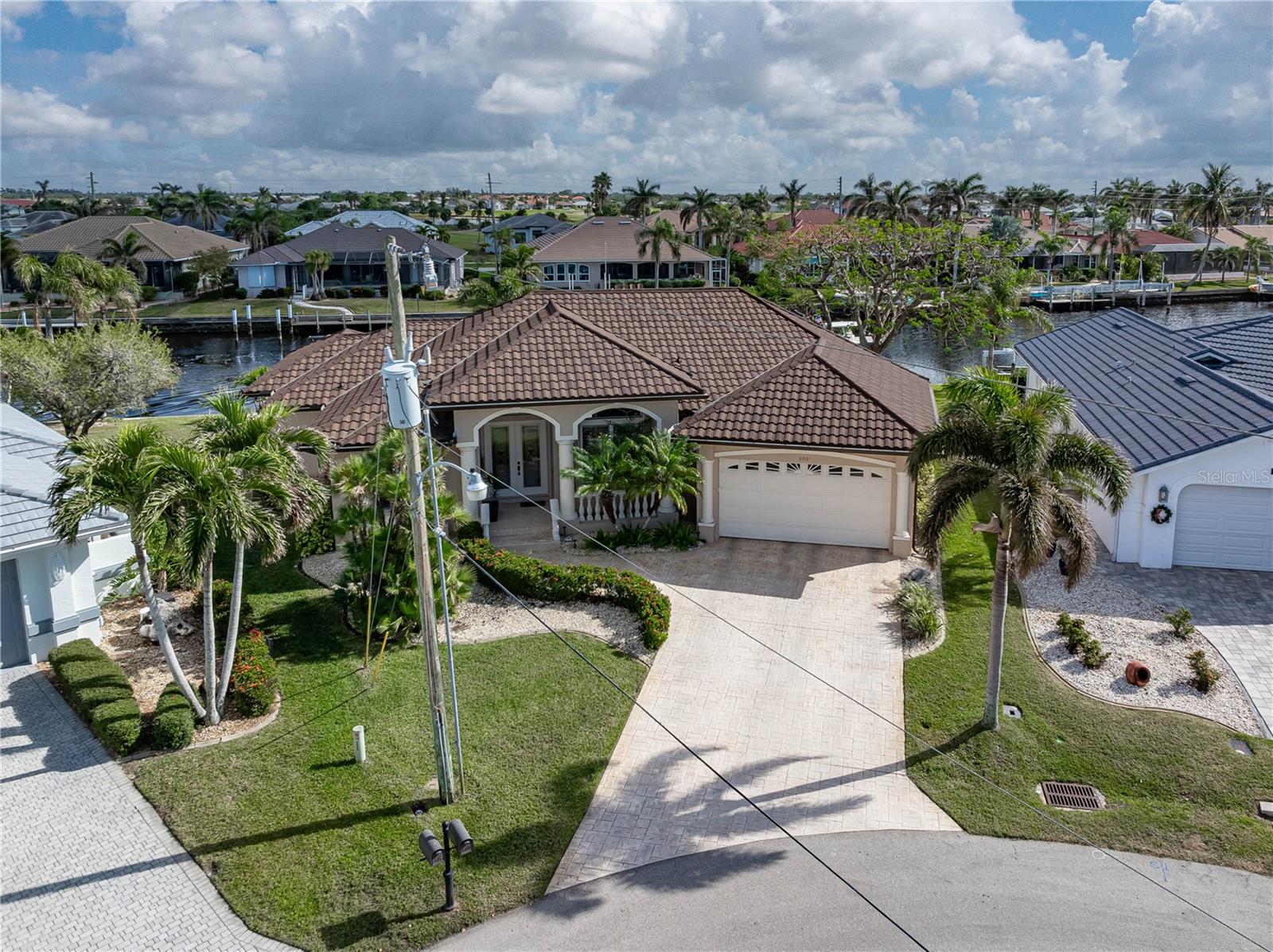 Image 14 of 57 For 500 Andora Drive