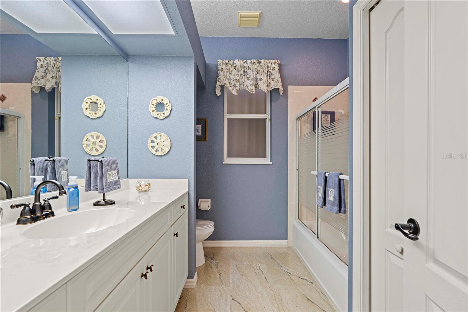 Image 35 of 57 For 500 Andora Drive