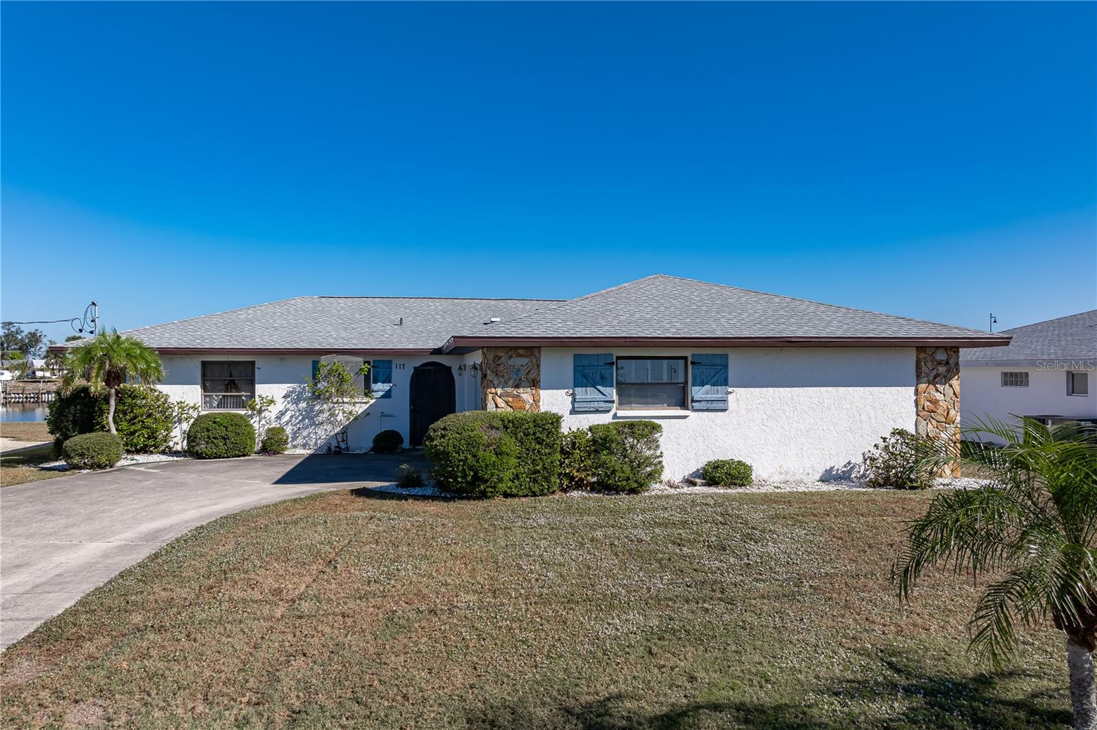 Image 13 of 55 For 117 Tarpon Boulevard Nw