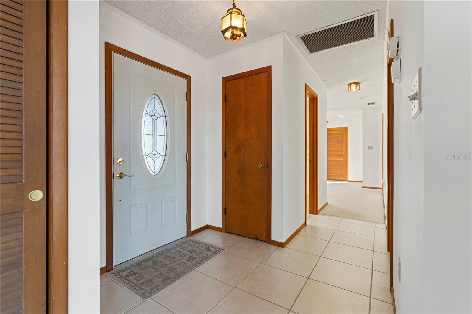 Image 15 of 55 For 117 Tarpon Boulevard Nw