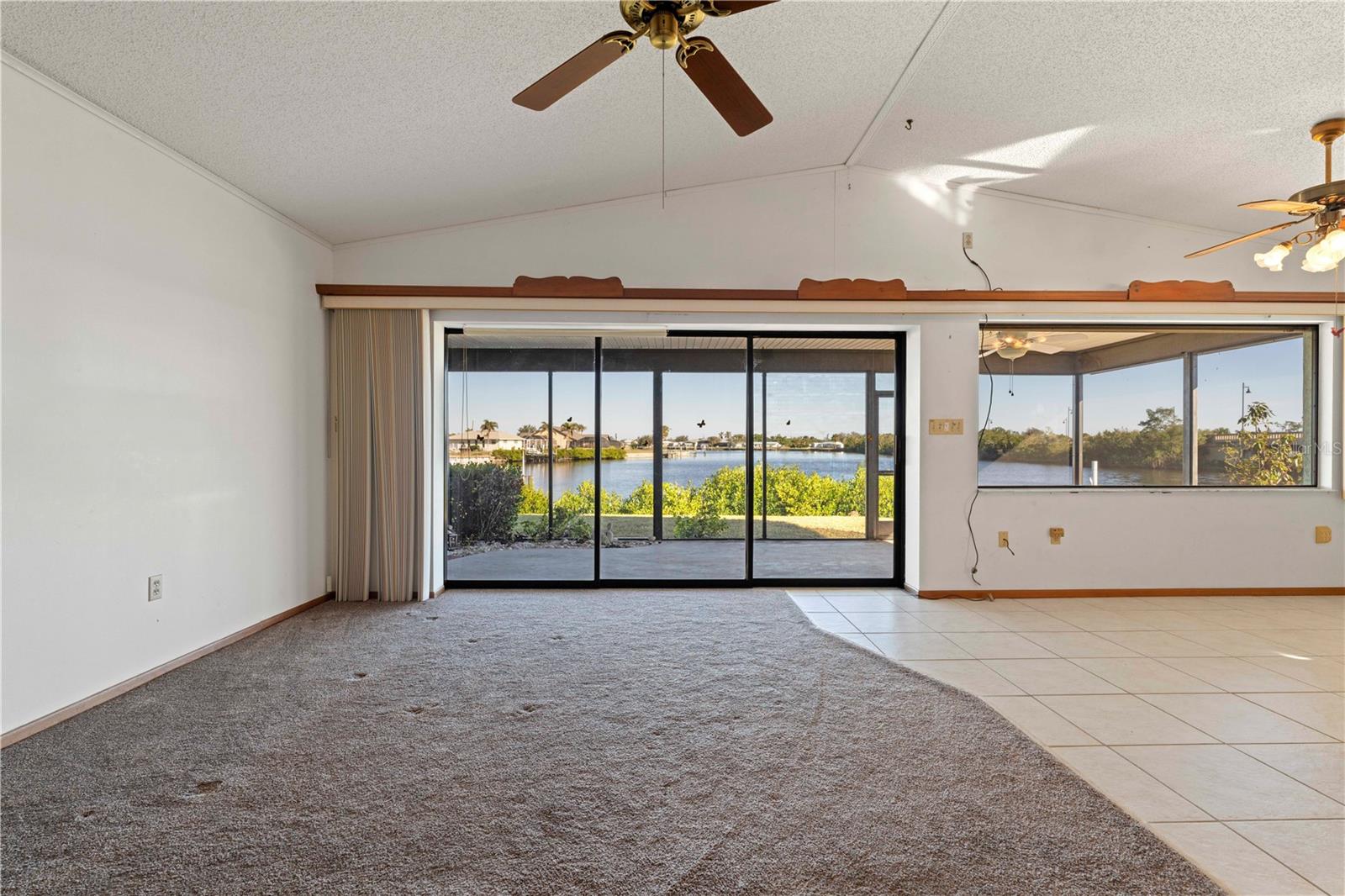 Image 20 of 55 For 117 Tarpon Boulevard Nw