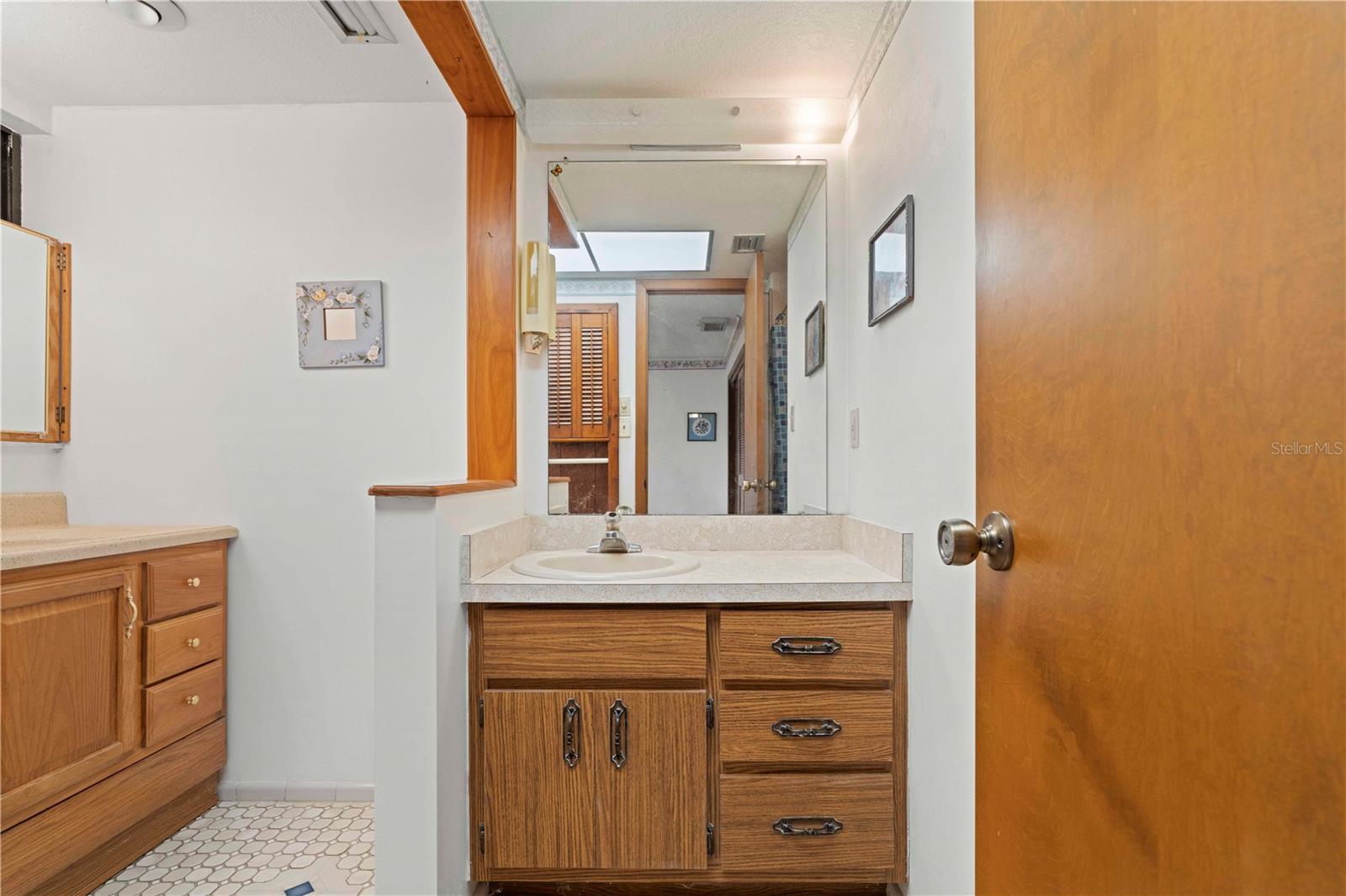 Image 33 of 55 For 117 Tarpon Boulevard Nw