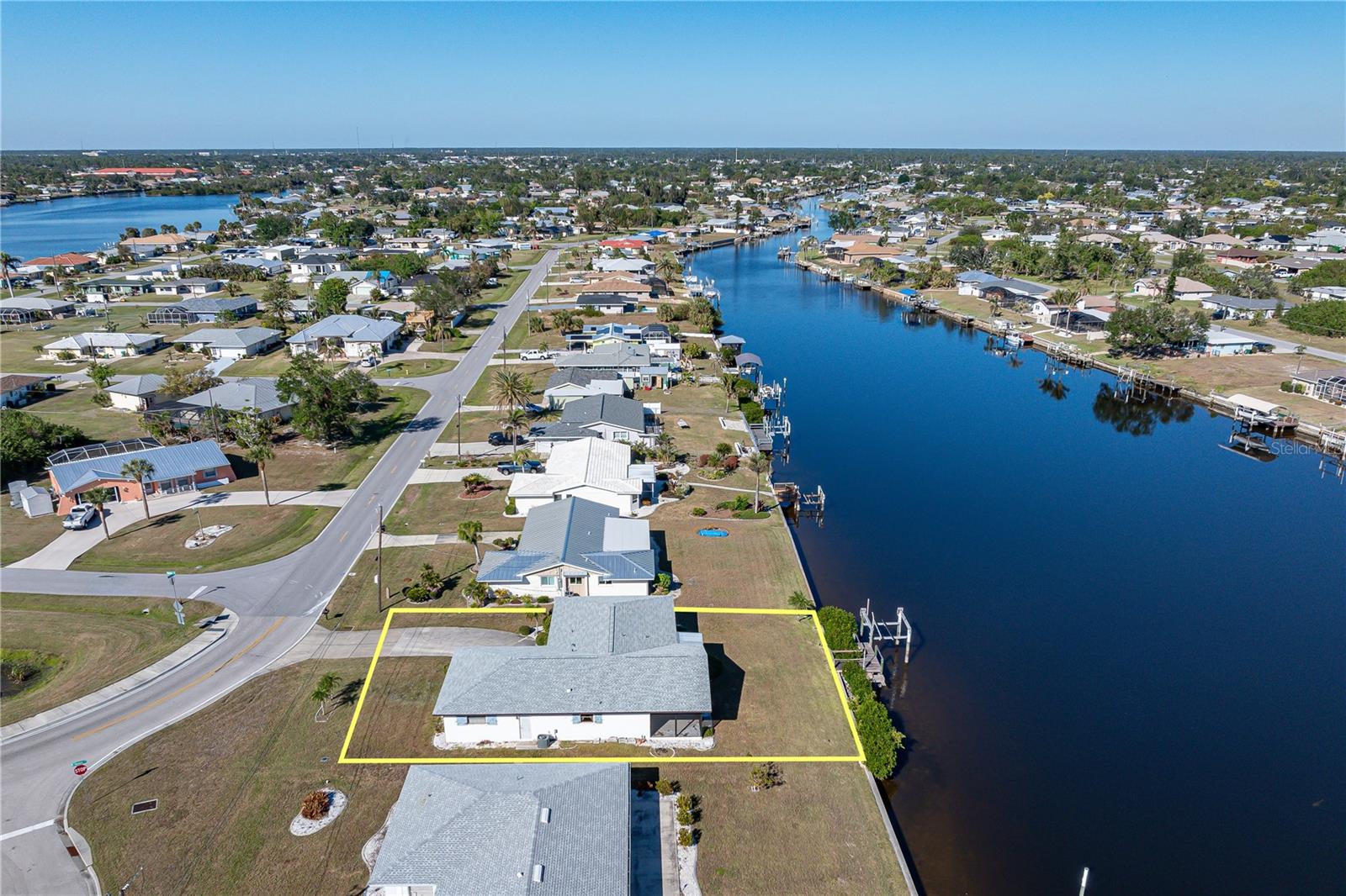 Image 51 of 55 For 117 Tarpon Boulevard Nw