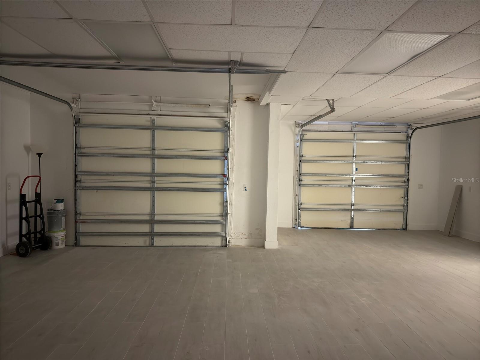 Image 9 of 15 For 17880 Toledo Blade Boulevard