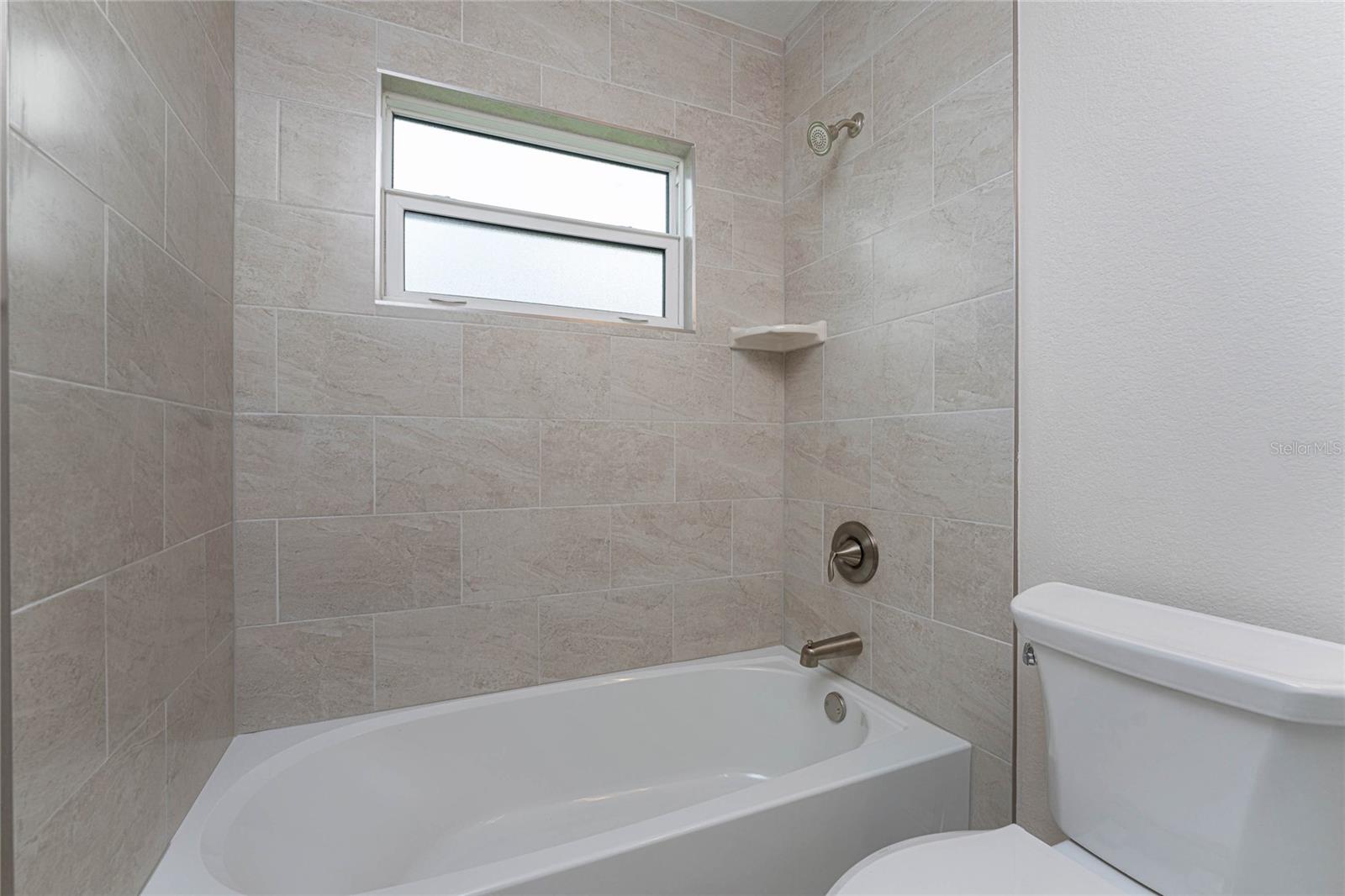 Image 27 of 39 For 5587 Price Boulevard