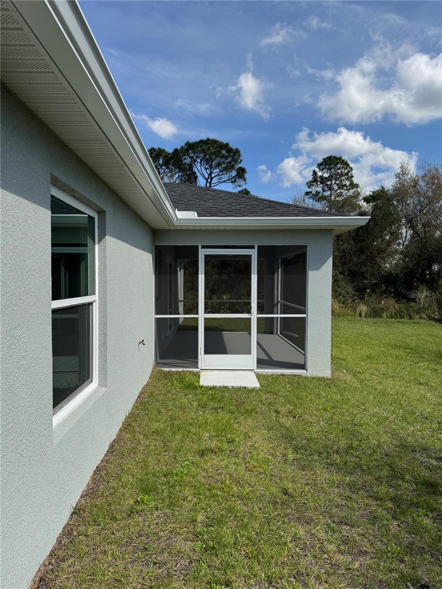 Image 38 of 39 For 5587 Price Boulevard