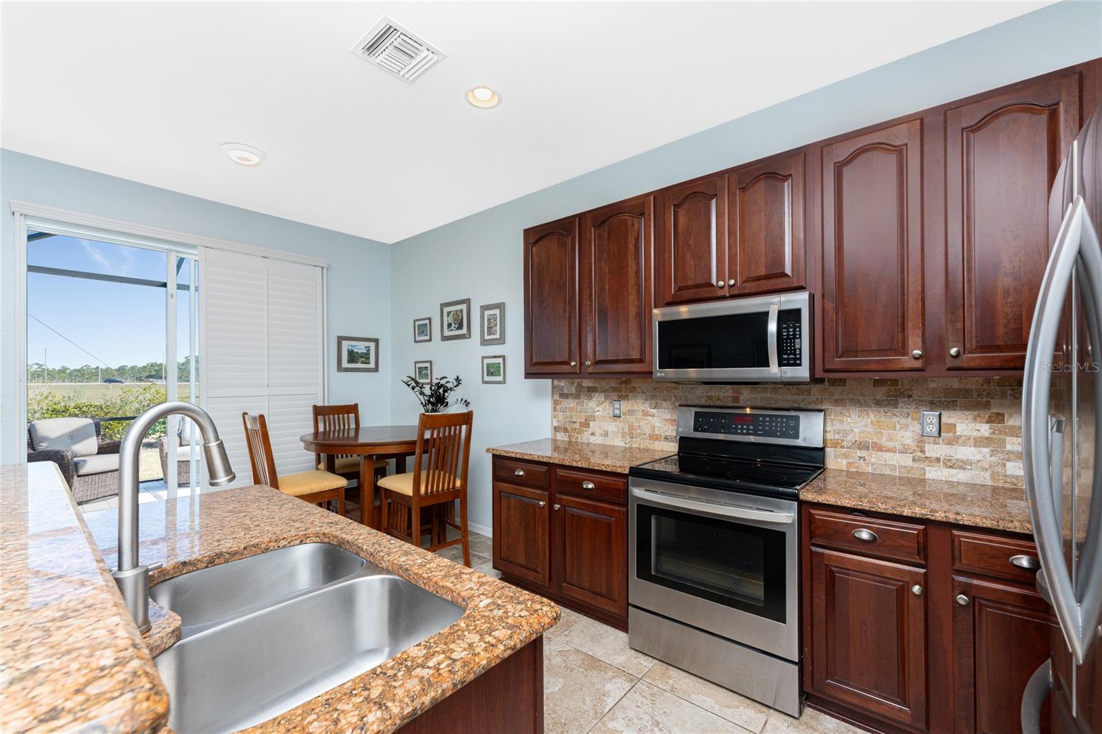 Image 14 of 45 For 24490 Wallaby Lane